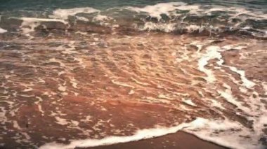 Dalga sıçrama ağır çekim