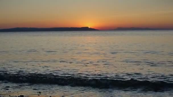 Волна восхода солнца море 4k — стоковое видео