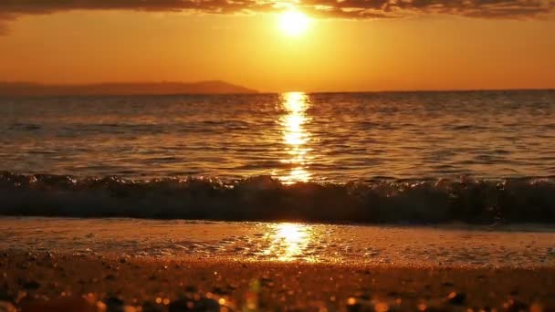 lever de soleil vague mer ralenti 