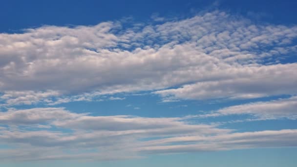 Céu nuvens tempo lapso 4k — Vídeo de Stock