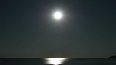 Deniz zaman atlamalı 4 k üzerinde ay