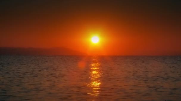 lever de soleil sur la mer 4k 