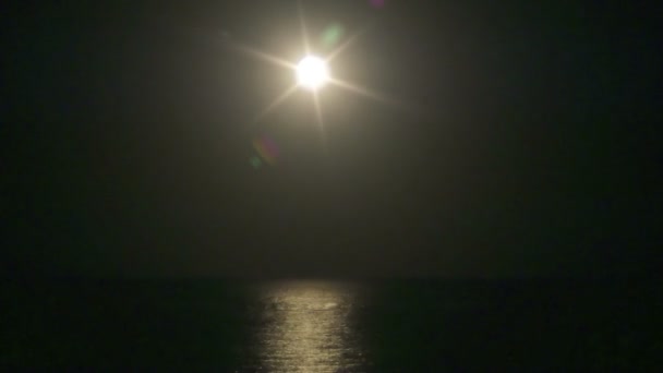 Pełnia Księżyca Nad Morze — Wideo stockowe