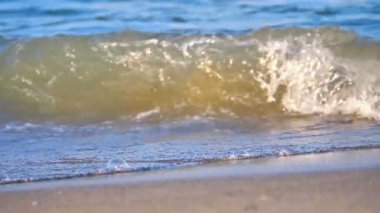 Plaj dalgası makro yavaş çekim