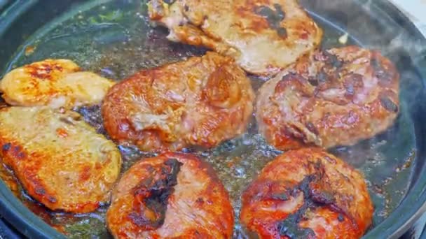 Tembakan Jarak Dekat Untuk Memanggang Daging — Stok Video