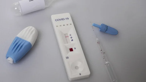 Kit Test Anticorpi Rapidi Covid — Foto Stock