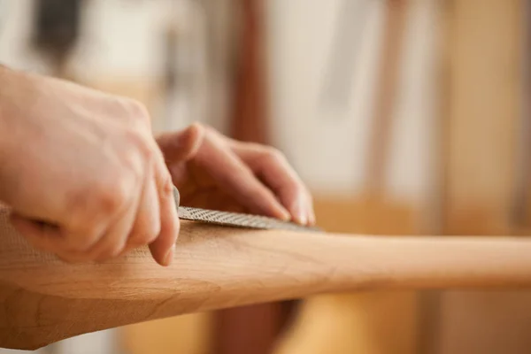 Cabriole'nın bacakları zarif hatları