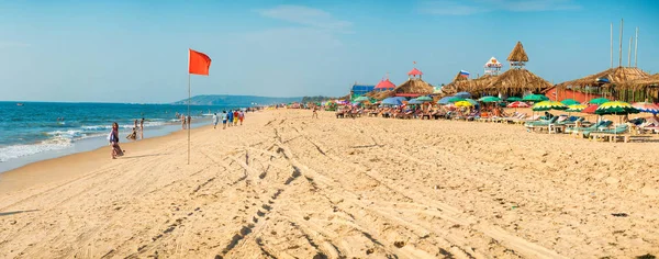 Goa, Hindistan - 5 Kasım 2016: Panorama turist Beach