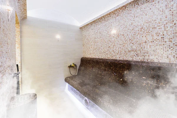 터키 사우나, 고전적인 터키식 목욕탕의 내부 — 스톡 사진
