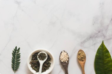 Laboratuvarda doğal bitkisel ilaçlar. Marijuana.zerde.besin, sağlıklı ve sağlıklı.