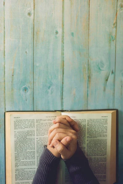 Hands Woman Pray Open Bible Prayer Worship Morning Copy Space — Stock Photo, Image