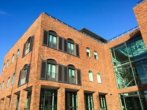 Casa de arquitectura de edificios clásicos en Odense, Dinamarca. Muchos colores, hermosos detalles. Países Bajos —  Fotos de Stock