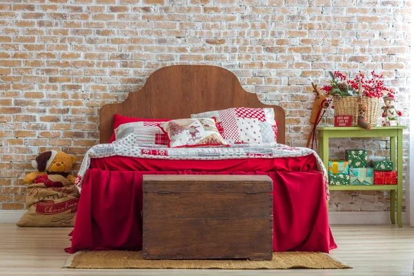 Red Bed In Christmas Interior — Stock Photo, Image