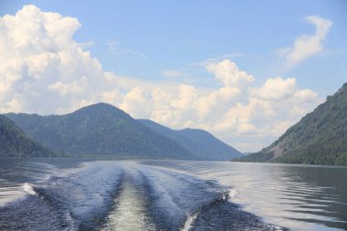 Teletskoe Gölü, Altay, Rusya