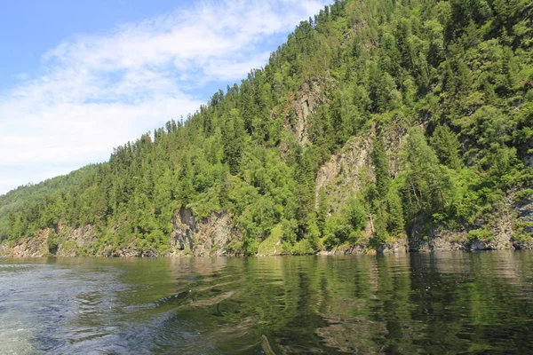 Teletskoe Gölü, Altay, Rusya
