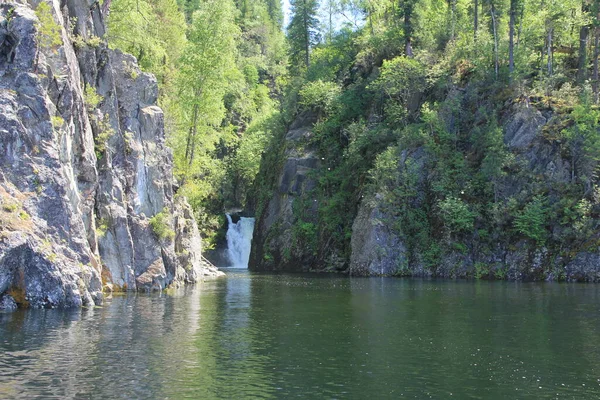 Teletskoe Gölü, Altay, Rusya