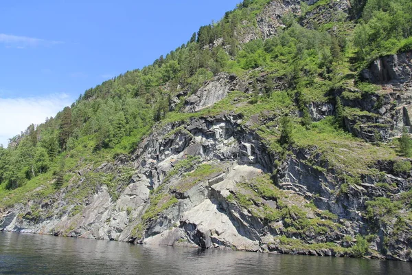 Teletskoe Gölü, Altay, Rusya