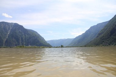 Teletskoe Gölü, Altay, Rusya
