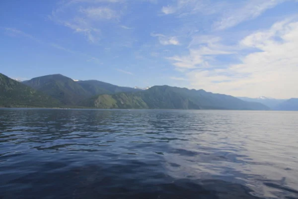 Teletskoe Gölü, Altay, Rusya