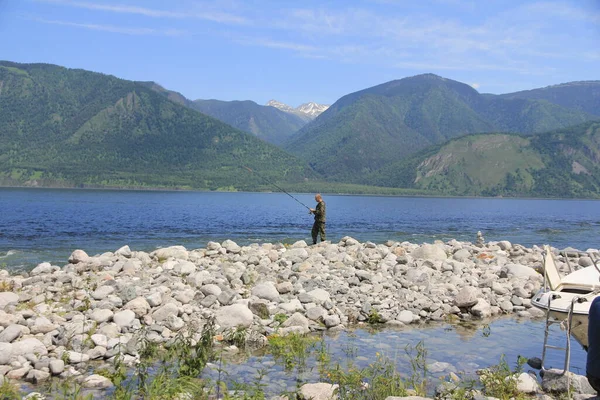 Teletskoe Gölü, Altay, Rusya