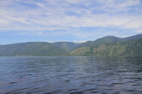 Teletskoe Gölü, Altay, Rusya