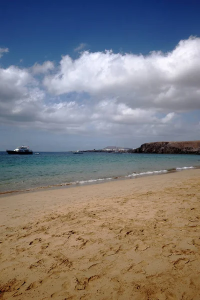 Litoral na praia, Lanzarote, Ilhas Canárias, Espanha — Fotografia de Stock