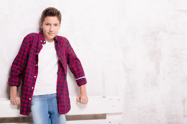 Young teenage boy posing. — Stock Photo, Image