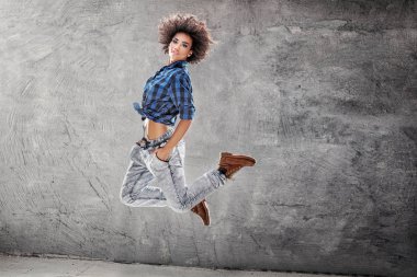 Dans, atlama genç kız.