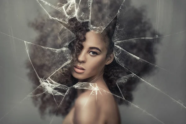 Retrato de beleza da menina africana . — Fotografia de Stock