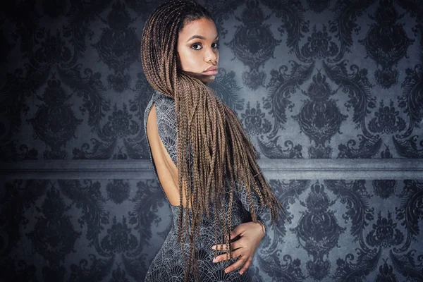 Modische afrikanisch-amerikanische Mädchen. — Stockfoto