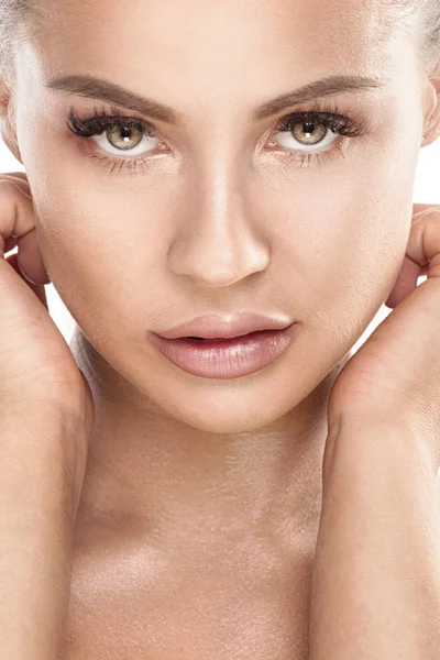 Beauty woman portrait in studio. — Stock Photo, Image