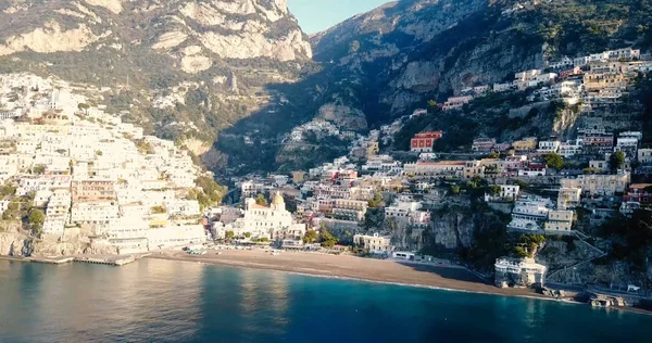 Vista aérea de Positano, Costa Amalfitana, Itália . — Fotografia de Stock