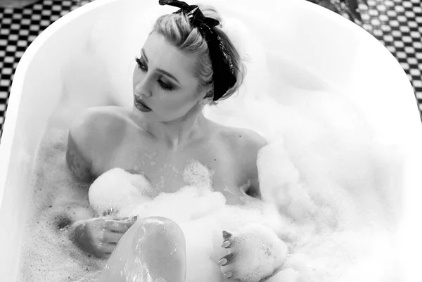 Sensual blonde woman taking a bath. — Stock Photo, Image