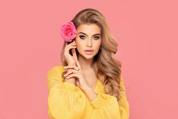 Closeup Beauty Portrait Attractive Young Beautiful Blonde Woman Rose Girl — Stock Photo, Image