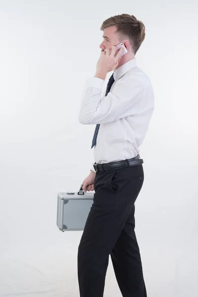 Homem Negócios Segurando Saco Smatphone Fundo Branco — Fotografia de Stock