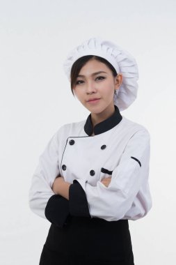 Beyaz arka plan üzerinde poz Asya nota anahtarı kadın portresi