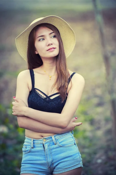 Asia Sexy woman in summer fashion — Stock Photo, Image