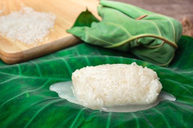 Kaomark, sweetmeat oluşan yapışkan pirinç fermente..