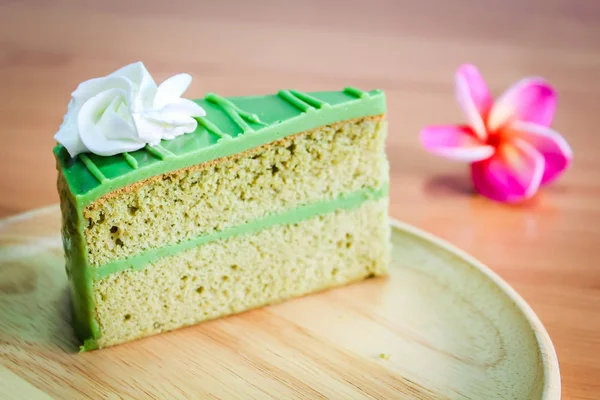 Pandan Cake dessert on wood background. — Stock Photo, Image