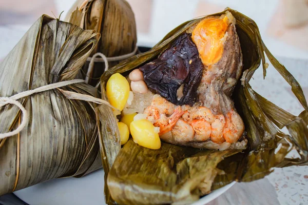 Pirinç hamur tatlısı, zongzi, duanwu Festivali. — Stok fotoğraf