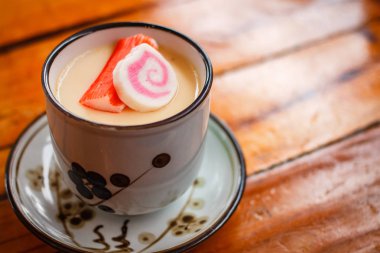 haşlanmış yumurta.