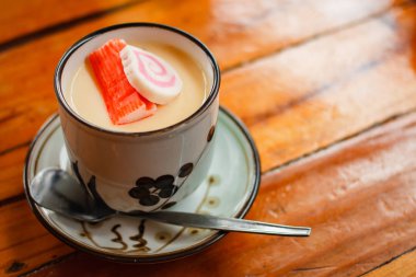 haşlanmış yumurta.