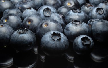 Biraz yaban mersini yakın. 