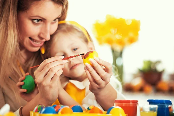 Painting Easter Eggs — Stock Photo, Image