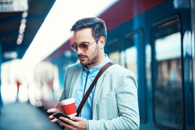 İşadamı demiryolu İstasyonu