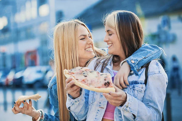 Frauen haben Spaß — Stockfoto