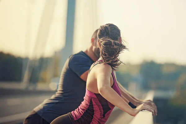 Feliz pareja Ejercicio — Foto de Stock