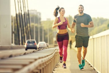 Mutlu çift egzersiz