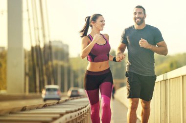 Mutlu çift egzersiz