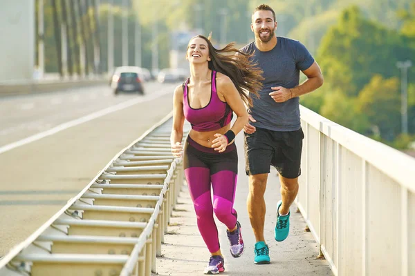 Happy Couple Exercising — Stock Photo, Image